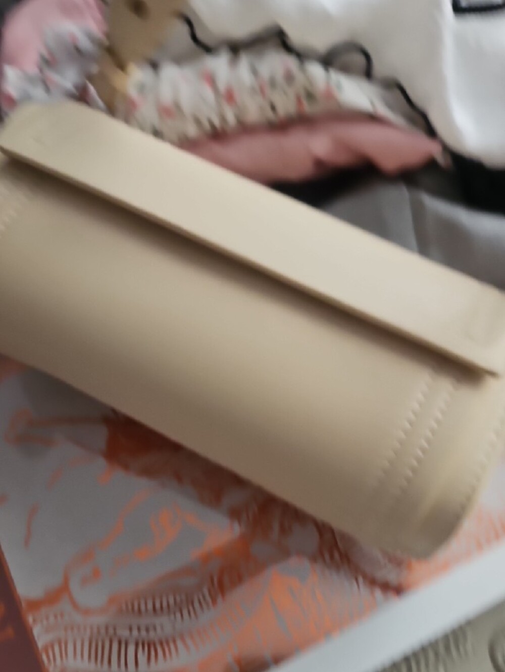 ZARA Crossbody Barrel Bag - Picture 7 of 8